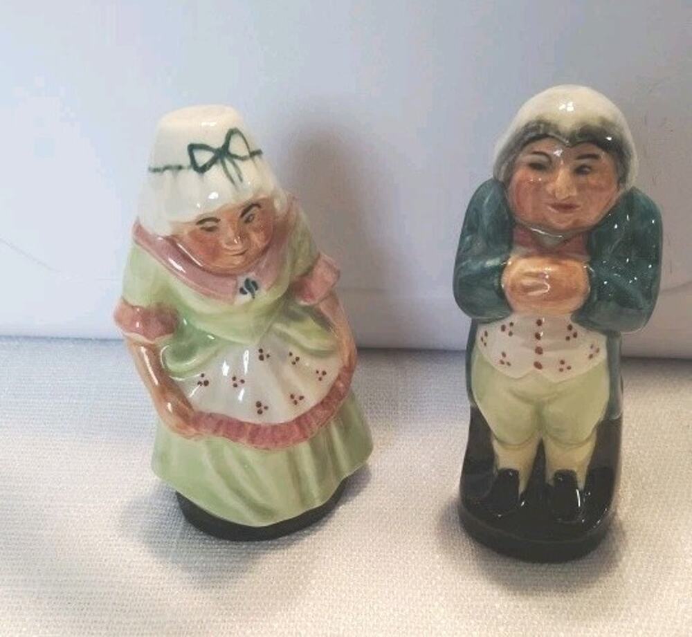 Colonial Couple VINTAGE Ceramic Figurines England Hand painted
